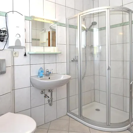 Ferienhaus In Der Naehe Des Schwarzatals, Cleaning Included Grossbreitenbach